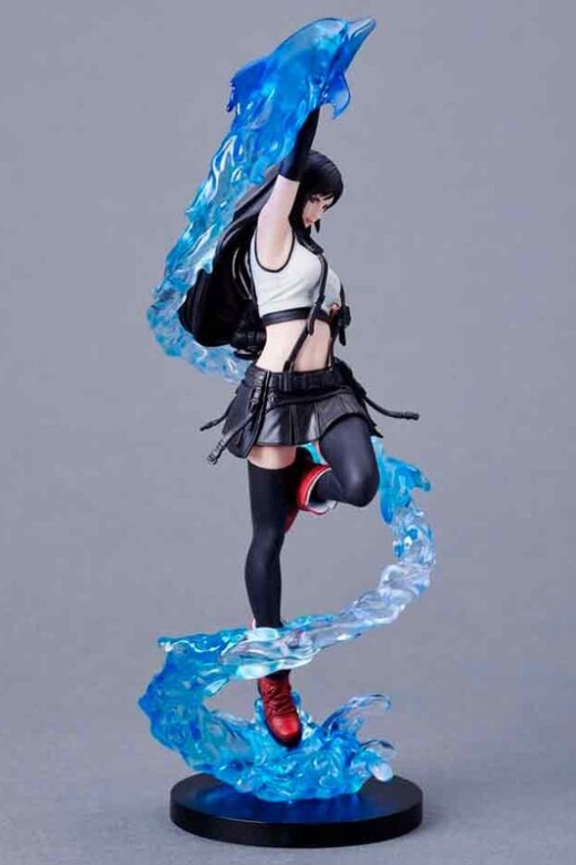 Descubre el apasionante mundo de Figura Tifa Lockhart Final Fantasy VII Rebirth 24 cm.