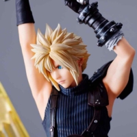 Descubre el apasionante mundo de Figura Cloud Strife Final Fantasy VII Rebirth 30 cm.