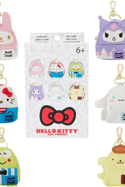 Descubre el apasionante mundo de Llavero Mini Mochila Mystery Hello Kitty Loungefly Surtido.