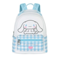 Descubre el apasionante mundo de Mochila Cinnamoroll Hello Kitty 25cm.