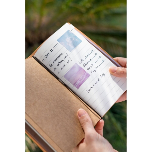 Descubre el apasionante mundo de Cuaderno de Viaje Naruto Shippuden.