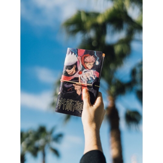 Descubre el apasionante mundo de Cuaderno de Viaje Jujutsu Kaisen.