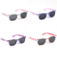 Descubre el apasionante mundo de Gafas de sol Hello Kitty surtido.