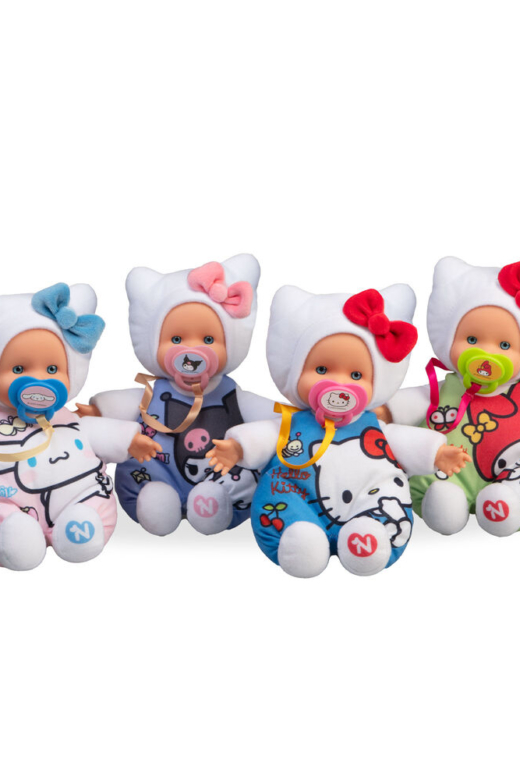 Descubre el apasionante mundo de Muñeco Nenuco Hello Kitty 15cm Surtido.