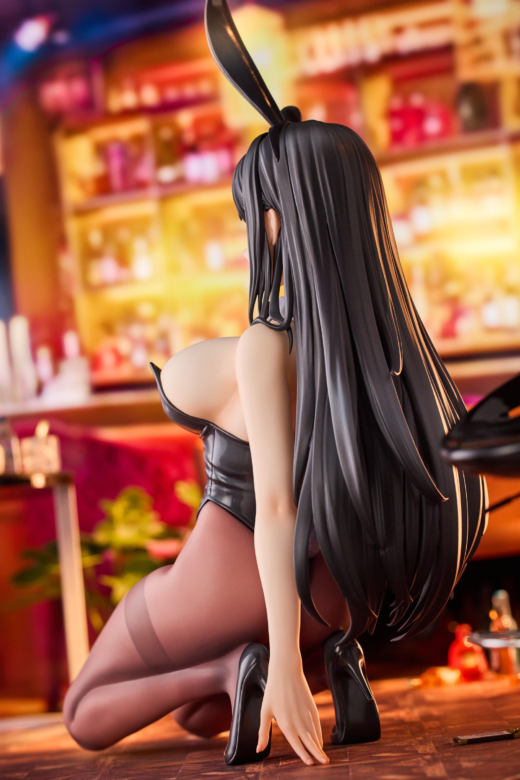 Descubre el apasionante mundo de Figura Bunny Girl Hina Original Character.