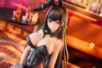 Descubre el apasionante mundo de Figura Bunny Girl Hina Original Character.