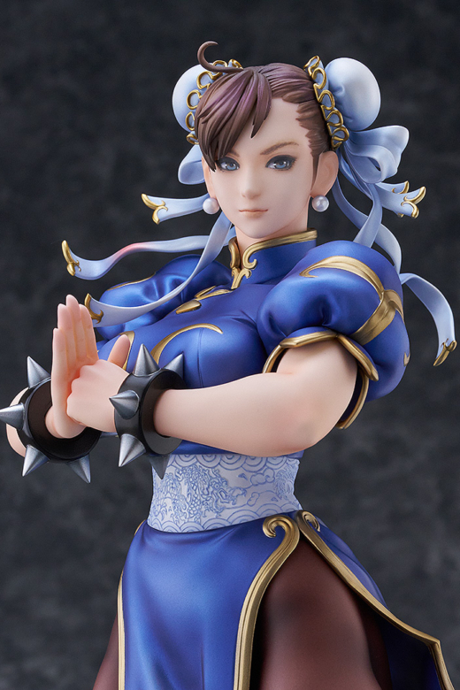 Descubre el apasionante mundo de Figura Chun-Li Street Fighter en Espera.