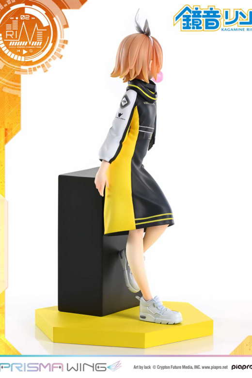 Descubre el apasionante mundo de Figura Prisma Wing Kagamine Rin Arte por Lack.