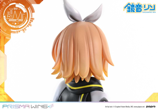 Descubre el apasionante mundo de Figura Prisma Wing Kagamine Rin Arte por Lack.