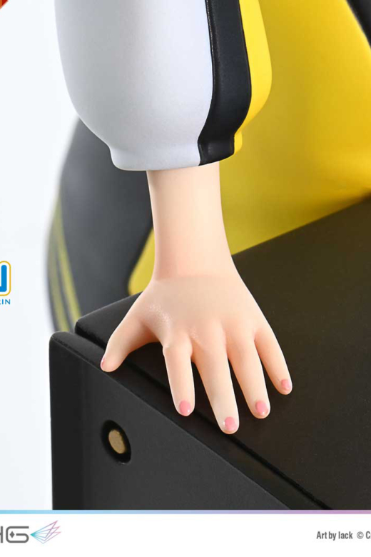 Descubre el apasionante mundo de Figura Prisma Wing Kagamine Rin Arte por Lack.