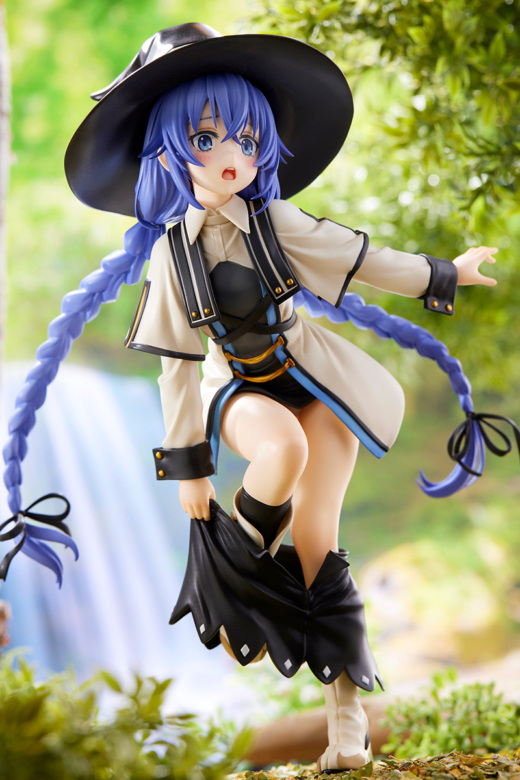Descubre el apasionante mundo de Figura Roxy Migurdia Cambio de Ropa.