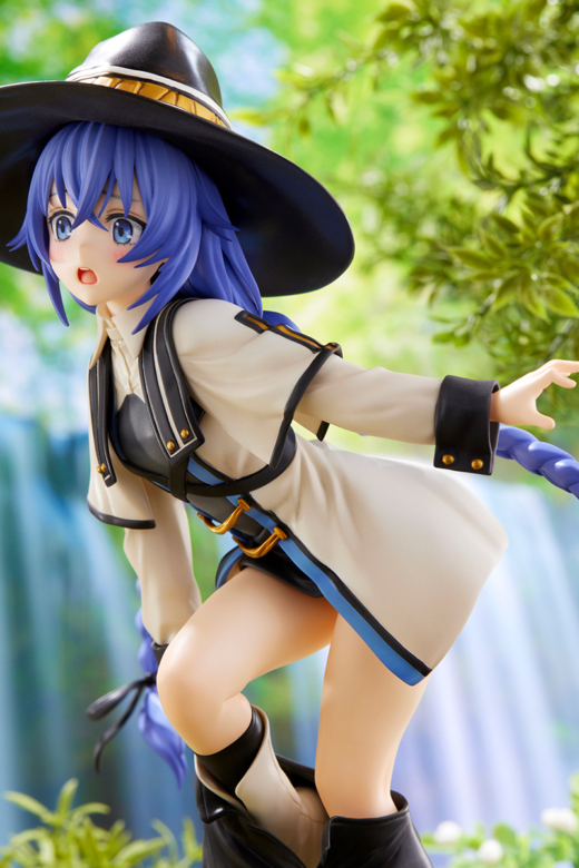 Descubre el apasionante mundo de Figura Roxy Migurdia Cambio de Ropa.