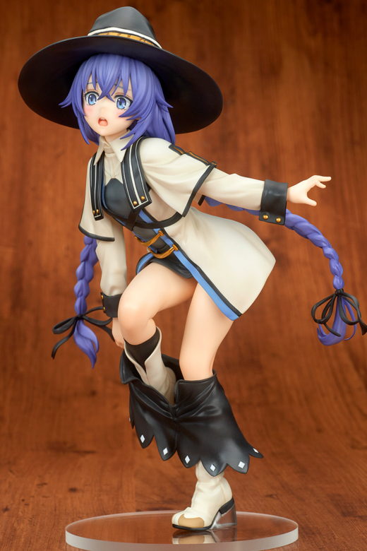 Descubre el apasionante mundo de Figura Roxy Migurdia Cambio de Ropa.