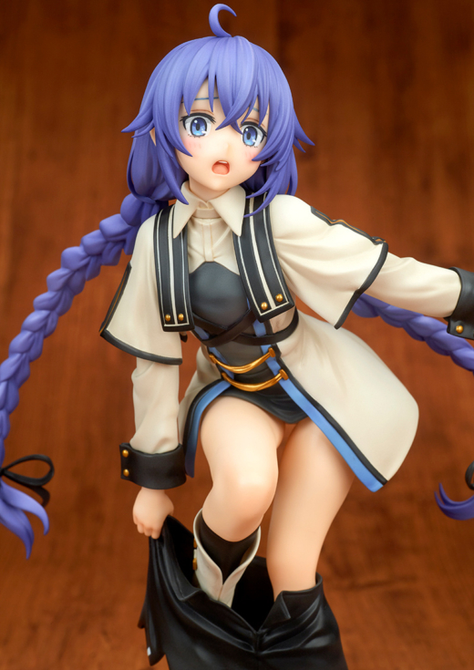 Descubre el apasionante mundo de Figura Roxy Migurdia Cambio de Ropa.