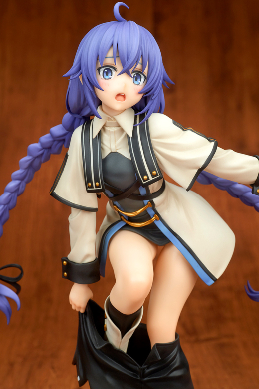 Descubre el apasionante mundo de Figura Roxy Migurdia Cambio de Ropa.
