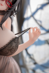 Descubre el apasionante mundo de Figura Rino Akabane Chica Dormida Inadvertida.