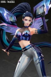 Descubre el apasionante mundo de Figura League of Legends K/DA ALL OUT Kai'Sa.