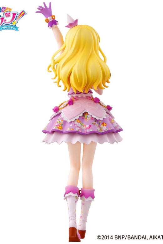 Descubre el apasionante mundo de Figura Ichigo Hoshimiya Aniversario 10 Aikatsu!.