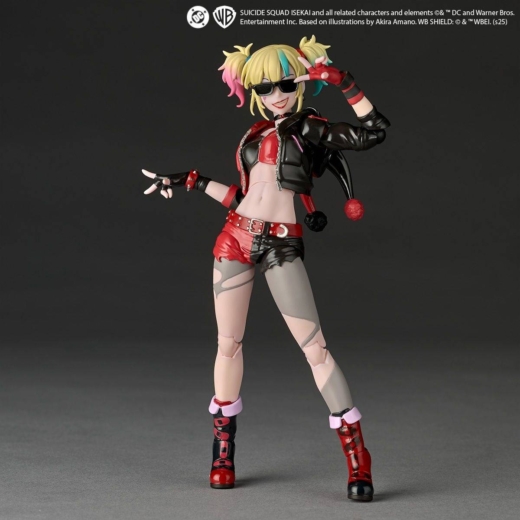 Descubre el apasionante mundo de Figura Harley Quinn Versión Suicide Squad Isekai Limited Bonus.