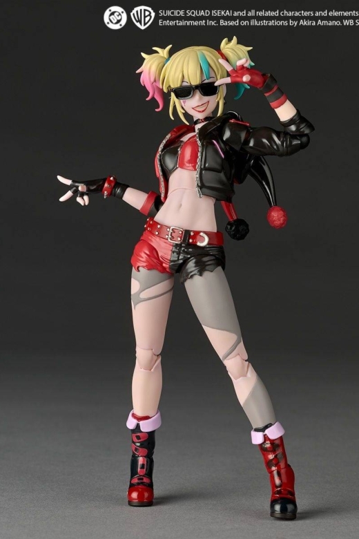 Descubre el apasionante mundo de Figura Harley Quinn Versión Suicide Squad Isekai Limited Bonus.