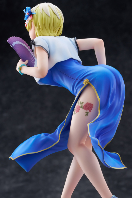 Descubre el apasionante mundo de Figura Tenka Izumo Vestido Chino Versión Chained Soldier.