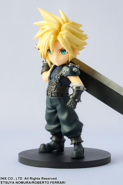 Descubre el apasionante mundo de Figura Cloud Strife Adorable Arts.