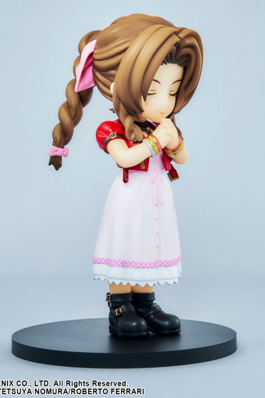 Descubre el apasionante mundo de Figura Aerith Gainsborough Final Fantasy VII Remake.