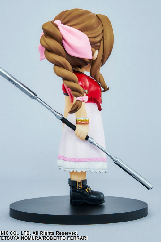 Descubre el apasionante mundo de Figura Aerith Gainsborough Final Fantasy VII Remake.