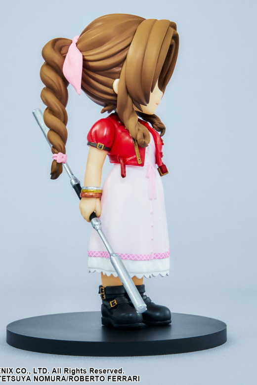 Descubre el apasionante mundo de Figura Aerith Gainsborough Final Fantasy VII Remake.