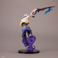 Descubre el apasionante mundo de Figura Kingdom Hearts II Form-ISM Riku.