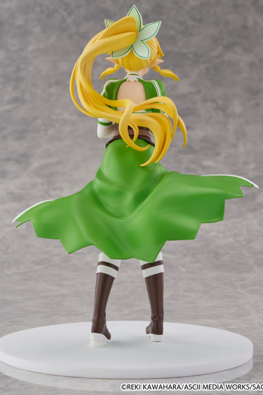 Descubre el apasionante mundo de Figura Sword Art Online Cantabile Leafa.