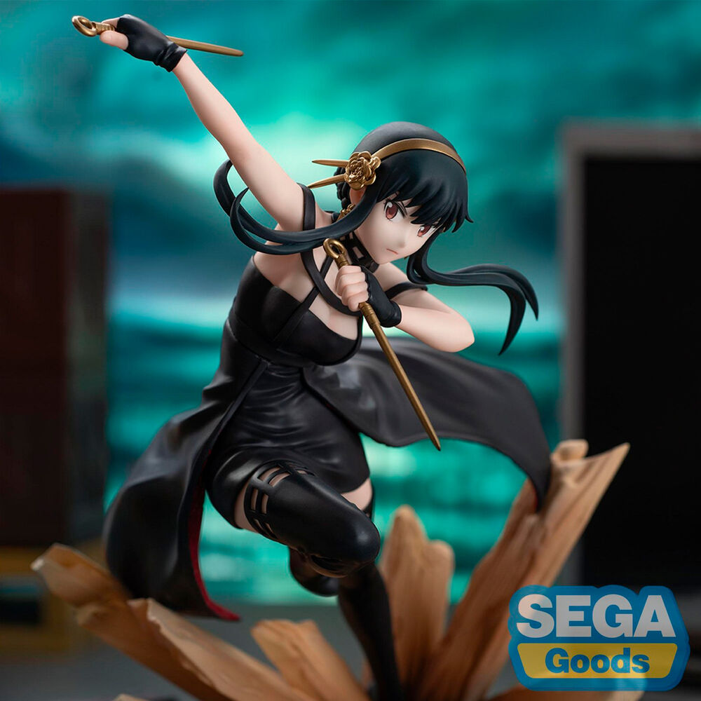 Descubre el apasionante mundo de Figura Yor Forger Princesa del Trono Spy x Family 19cm.