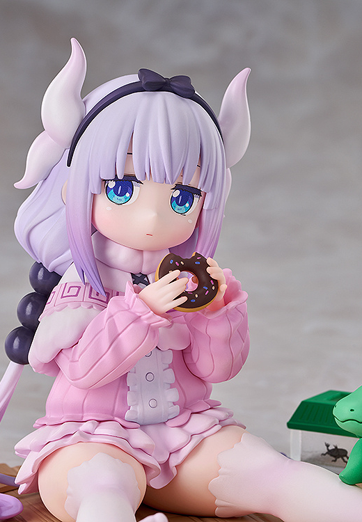 Descubre el apasionante mundo de Figura Kanna Miss Kobayashi's Dragon Maid Versión Festiva.