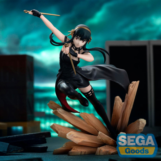 Descubre el apasionante mundo de Figura Yor Forger Princesa del Trono Spy x Family 19cm.