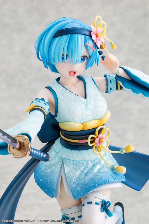 Descubre el apasionante mundo de Figura Rem Re:ZERO Versión Traje de Combate.