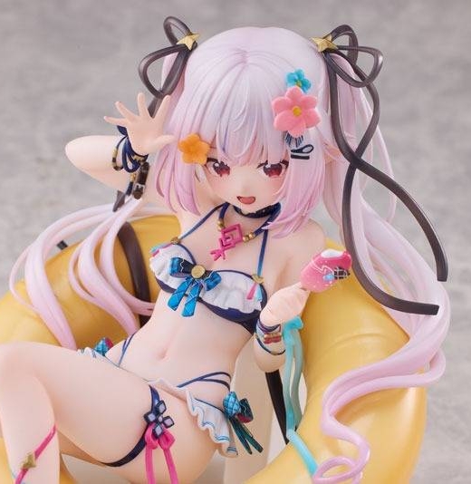 Descubre el apasionante mundo de Figura Mashiro Kanon Versión Traje de Baño.
