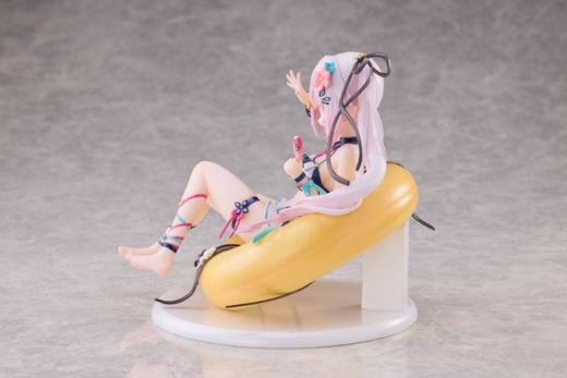 Descubre el apasionante mundo de Figura Mashiro Kanon Versión Traje de Baño.