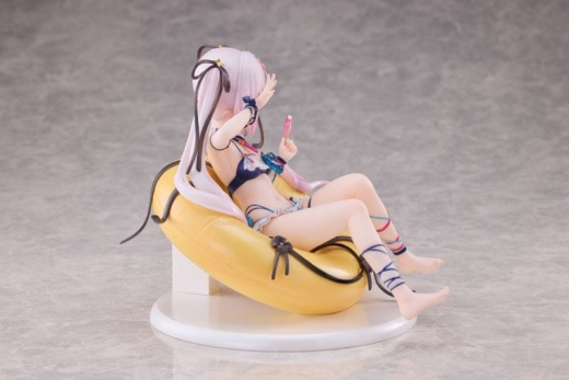 Descubre el apasionante mundo de Figura Mashiro Kanon Versión Traje de Baño.