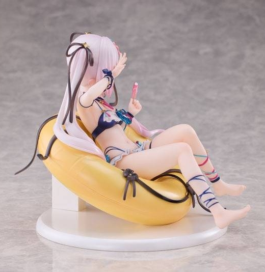 Descubre el apasionante mundo de Figura Mashiro Kanon Versión Traje de Baño.