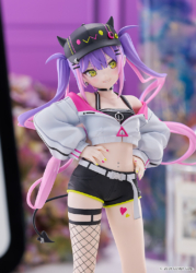 Descubre el apasionante mundo de Figura Tokoyami Towa hololive POP UP PARADE.