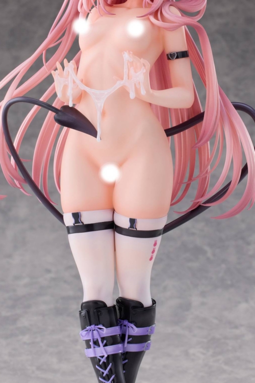 Descubre el apasionante mundo de Figura Original Character Little Devil Lulum con Auriculares Usamimi.
