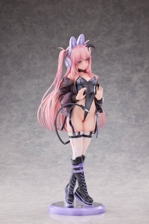 Descubre el apasionante mundo de Figura Original Character Little Devil Lulum con Auriculares Usamimi.