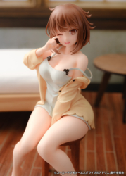 Descubre el apasionante mundo de Figura Atelier Ryza Reisalin Stout Ropa de Noche.