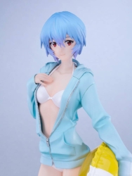 Descubre el apasionante mundo de Figura Rei Ayanami Versión Playa Evangelion Limited Edition.