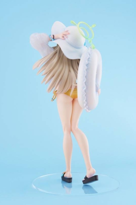 Descubre el apasionante mundo de Figura Izayoi Nonomi Versión Traje de Baño Edición Limitada.