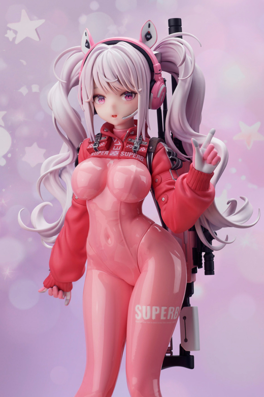 Descubre el apasionante mundo de Figura Alice Diosa de la Victoria Nikke.