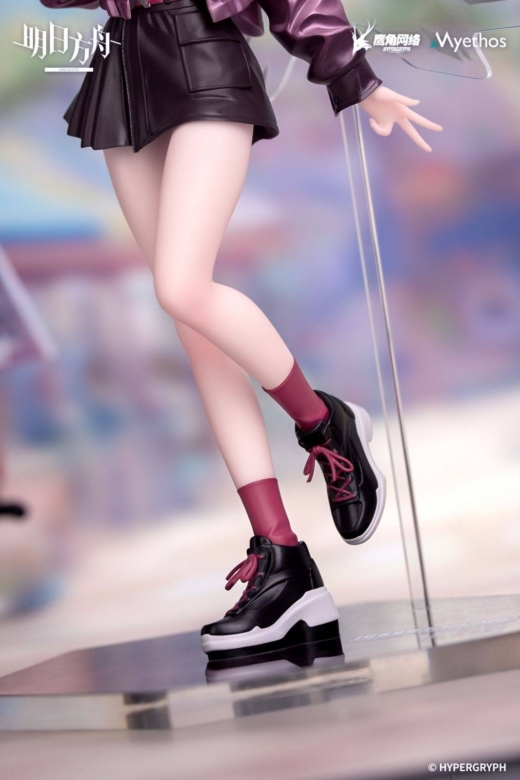 Descubre el apasionante mundo de Figura Exusiai Versión Ambience Synesthesia Arknights.
