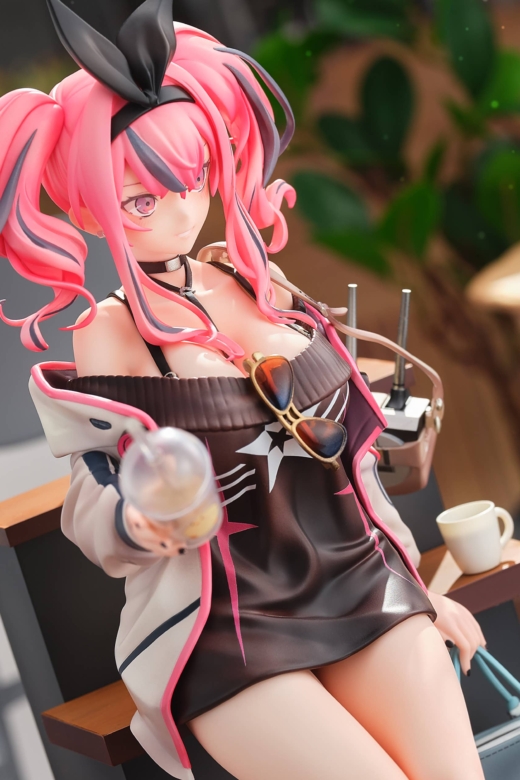 Descubre el apasionante mundo de Estatua Azur Lane Bremerton Day-Off Date.