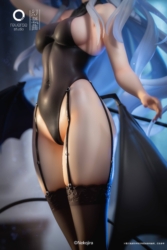 Descubre el apasionante mundo de Estatua Fantasias Thea-chan Aprendiz de Súcubo Edición Lencería.