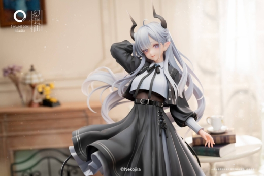 Descubre el apasionante mundo de Estatua Fantasias Thea-chan Aprendiz de Súcubo Versión Traje Normal.